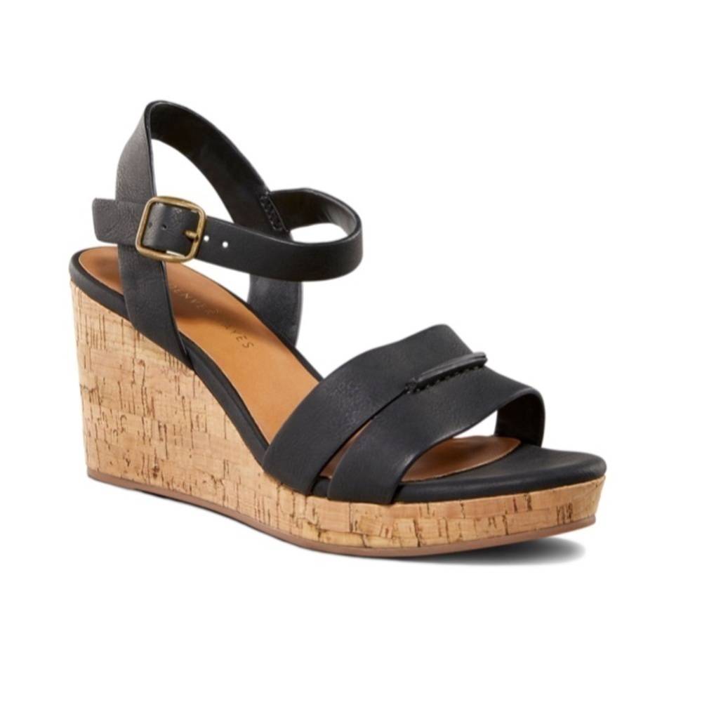 BNIB Denver Hayes Suborna Wedge Sandals